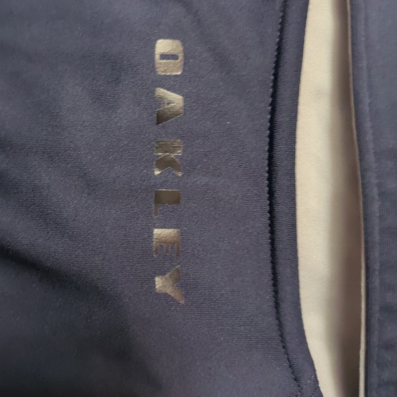 Lot of 3 Oakley Size Large and Medium Polo 3 Golf Shirts Men's Used - Excellent - Picture 13 of 13